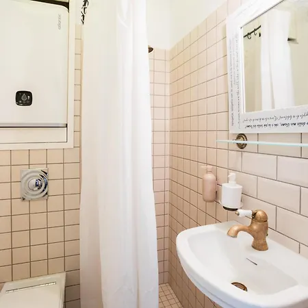 Wicker House アパート