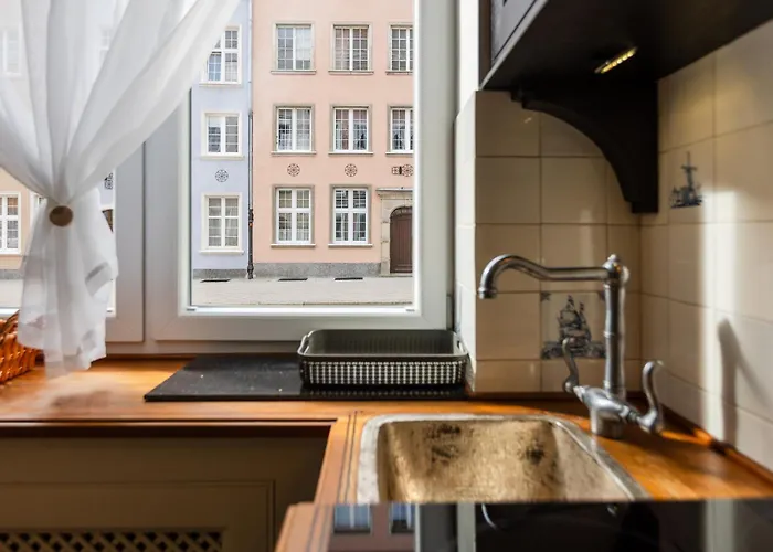 Wicker House Apartment *